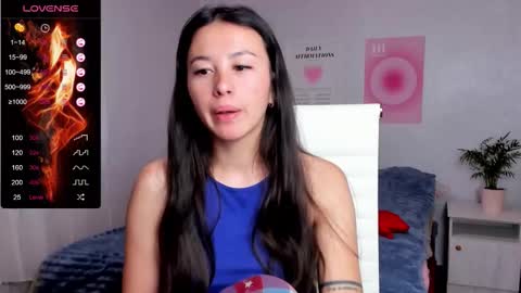 Snapshot of queitsharm_ chatting on October 11, 6:01 am Anna online show from October 11, 6:01 am