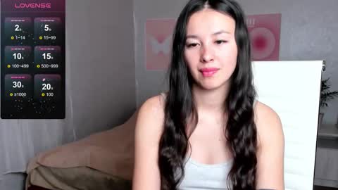 Snapshot of queitsharm_ chatting on November 8, 6:24 am Anna online show from November 8, 6:24 am