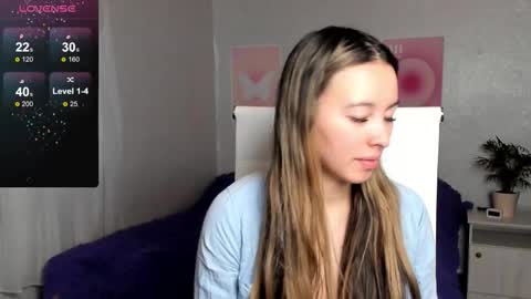 Snapshot of queitsharm_ chatting on November 24, 6:13 am Anna online show from November 24, 6:13 am