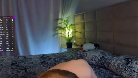 Teri  My favorite vibes 77 101 222 666 online show from February 20, 6:57 pm