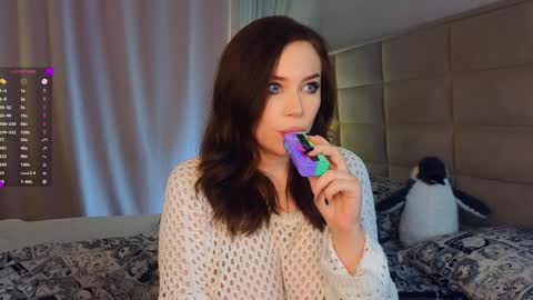 Teri  My favorite vibes 77 101 222 666 online show from March 12, 3:07 pm