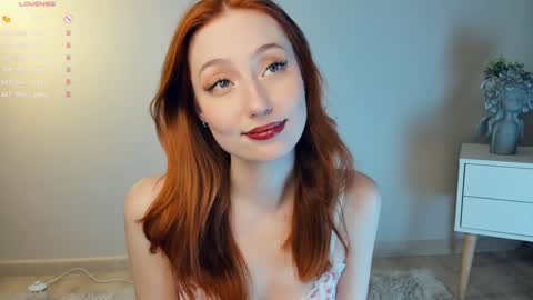 Fiona online show from December 13, 10:30 am