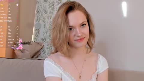 Fiona online show from February 24, 5:43 am