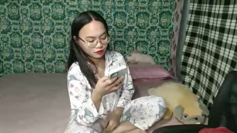 Quinne online show from December 16, 6:18 am