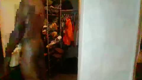 Snapshot of quuwavvy chatting on October 12, 12:53 am quuwavvy online show from October 12, 12:53 am