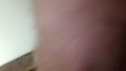 Snapshot of r04233054 chatting on December 15, 5:34 am r04233054 online show from December 15, 5:34 am