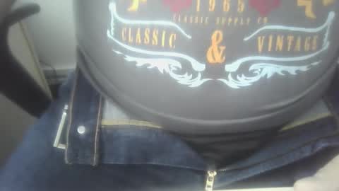 Snapshot of r0ckb3ar chatting on October 13, 7:52 am r0ckb3ar online show from October 13, 7:52 am