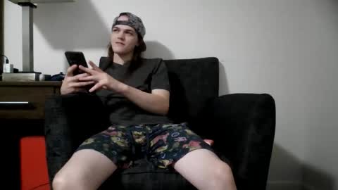 Snapshot of r_monkey583 chatting on October 26, 2:17 am r_monkey583 online show from October 26, 2:17 am