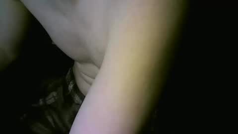 Snapshot of r_wail5123 chatting on January 16, 10:12 pm r_wail5123 online show from January 16, 10:12 pm