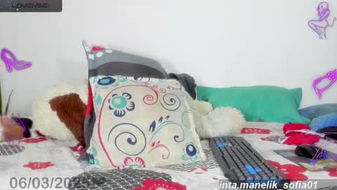 Snapshot of rabbit_hot99 chatting on March 6, 11:42 pm manelik sofia online show from March 6, 11:42 pm