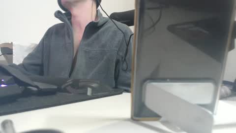 Snapshot of raccon68 chatting on January 6, 11:09 pm Raccoon68 online show from January 6, 11:09 pm