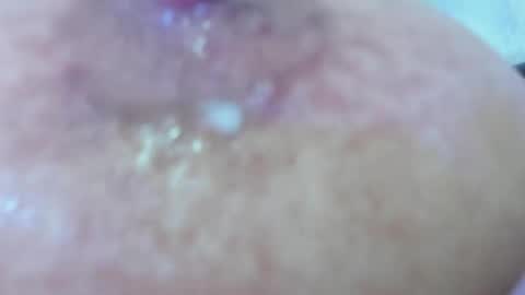 Snapshot of rachel_dubois chatting on December 5, 1:25 am Rachel online show from December 5, 1:25 am