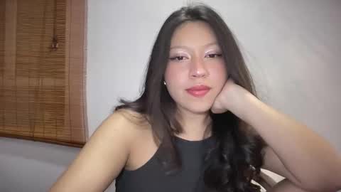 Snapshot of rachel_james__ chatting on November 5, 11:27 pm rachel james online show from November 5, 11:27 pm