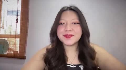 Snapshot of rachel_james__ chatting on November 9, 5:44 pm rachel james online show from November 9, 5:44 pm