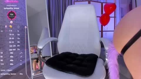 Snapshot of rachel_kelly chatting on February 15, 2:58 am Rachel Kelly online show from February 15, 2:58 am