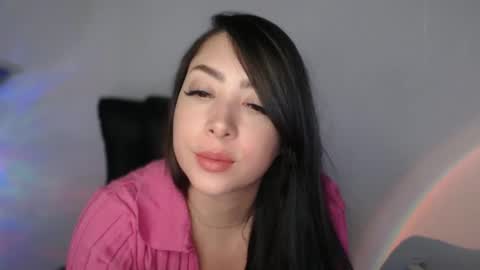 Snapshot of rachel_lamar chatting on November 20, 12:11 am online show from November 20, 12:11 am