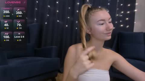 Rachel online show from November 15, 4:32 am