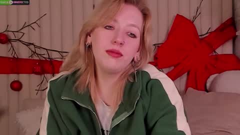 RachelCart online show from December 19, 3:13 am