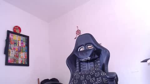 Snapshot of rachell_420 chatting on November 22, 1:54 pm rachell_420 online show from November 22, 1:54 pm