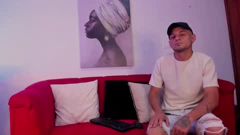 Snapshot of rachell_jacob chatting on December 18, 12:44 pm rachell_jacob online show from December 18, 12:44 pm