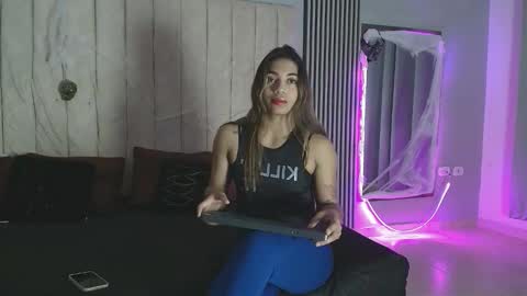 rachell_owen online show from October 9, 4:32 am
