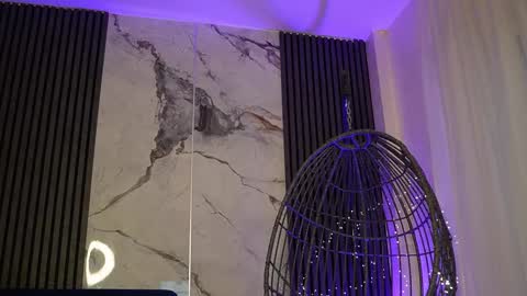 Ann online show from November 30, 5:33 am