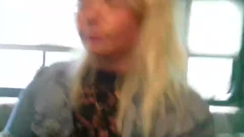 Snapshot of rachyyymarie93 chatting on October 15, 6:52 pm Rachyyyy online show from October 15, 6:52 pm