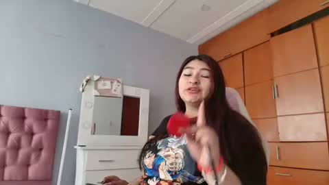 Snapshot of radiantgoddes chatting on December 2, 1:02 pm radiantgoddes online show from December 2, 1:02 pm