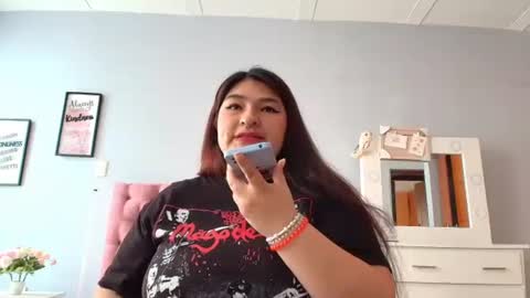 Snapshot of radiantgoddes chatting on January 13, 2:11 pm radiantgoddes online show from January 13, 2:11 pm