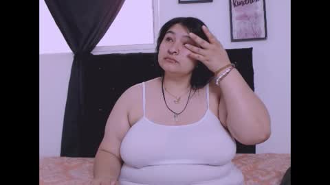 Snapshot of radiantgoddes chatting on October 7, 1:08 pm radiantgoddes online show from October 7, 1:08 pm