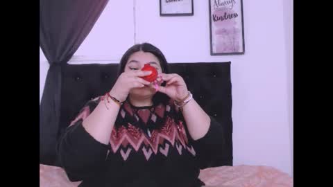 Snapshot of radiantgoddes chatting on October 15, 1:44 pm radiantgoddes online show from October 15, 1:44 pm