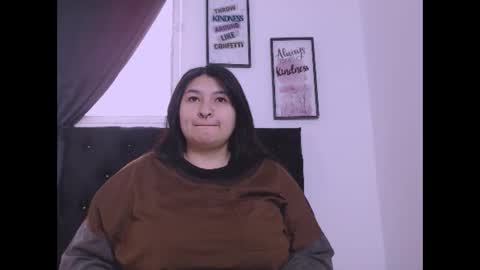 Snapshot of radiantgoddes chatting on October 21, 1:01 pm radiantgoddes online show from October 21, 1:01 pm