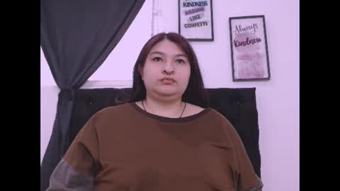 Snapshot of radiantgoddes chatting on November 5, 1:44 pm radiantgoddes online show from November 5, 1:44 pm