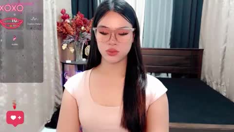 Snapshot of raeganclinton chatting on November 19, 1:05 am raeganclinton online show from November 19, 1:05 am