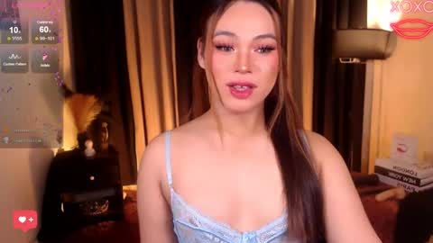 raeganclinton online show from April 21, 1:53 am