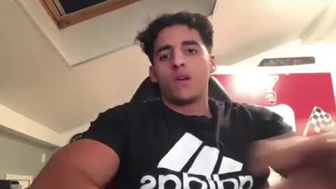 Snapshot of raes69 chatting on January 25, 11:00 pm raes online show from January 25, 11:00 pm