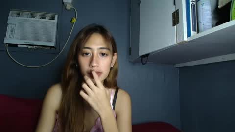 Rae online show from March 31, 6:14 am