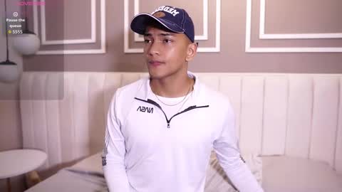 rafa_cruz online show from February 19, 12:12 pm