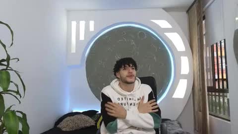 R A F A E L online show from October 1, 8:26 pm