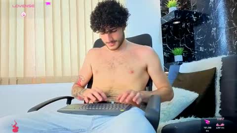 R A F A E L online show from December 4, 8:50 pm