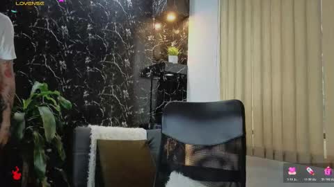 R A F A E L online show from January 9, 8:32 pm