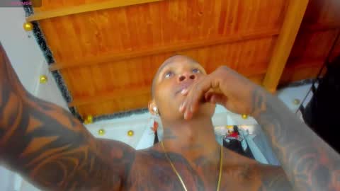 Andres H online show from February 11, 4:23 pm