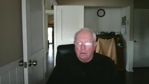 raiderman215 online show from February 4, 8:49 pm