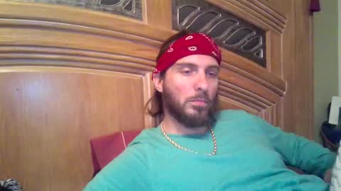 Snapshot of raidersman757 chatting on November 14, 9:46 pm hitman online show from November 14, 9:46 pm