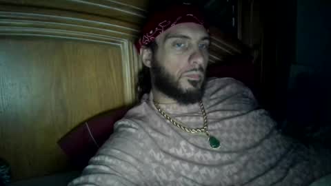 Snapshot of raidersman757 chatting on November 28, 7:16 pm hitman online show from November 28, 7:16 pm