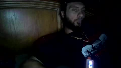 Snapshot of raidersman757 chatting on December 17, 3:34 am hitman online show from December 17, 3:34 am