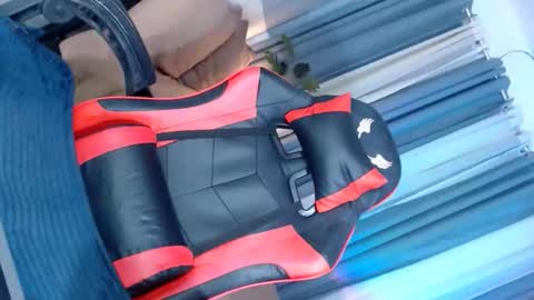 Snapshot of raileykink chatting on November 17, 11:21 pm itsmeRailey online show from November 17, 11:21 pm