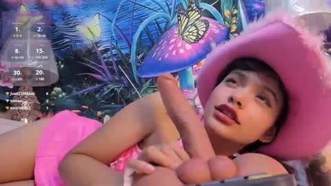 Snapshot of rainbow__coockie chatting on March 11, 4:54 am rainbow__coockie online show from March 11, 4:54 am