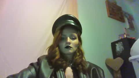 Snapshot of rainbowbitterbb chatting on September 13, 2:55 am RainbowBitterBB online show from September 13, 2:55 am