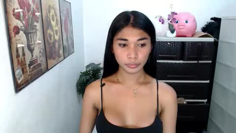 raindrizzle1706 online show from April 8, 3:50 am